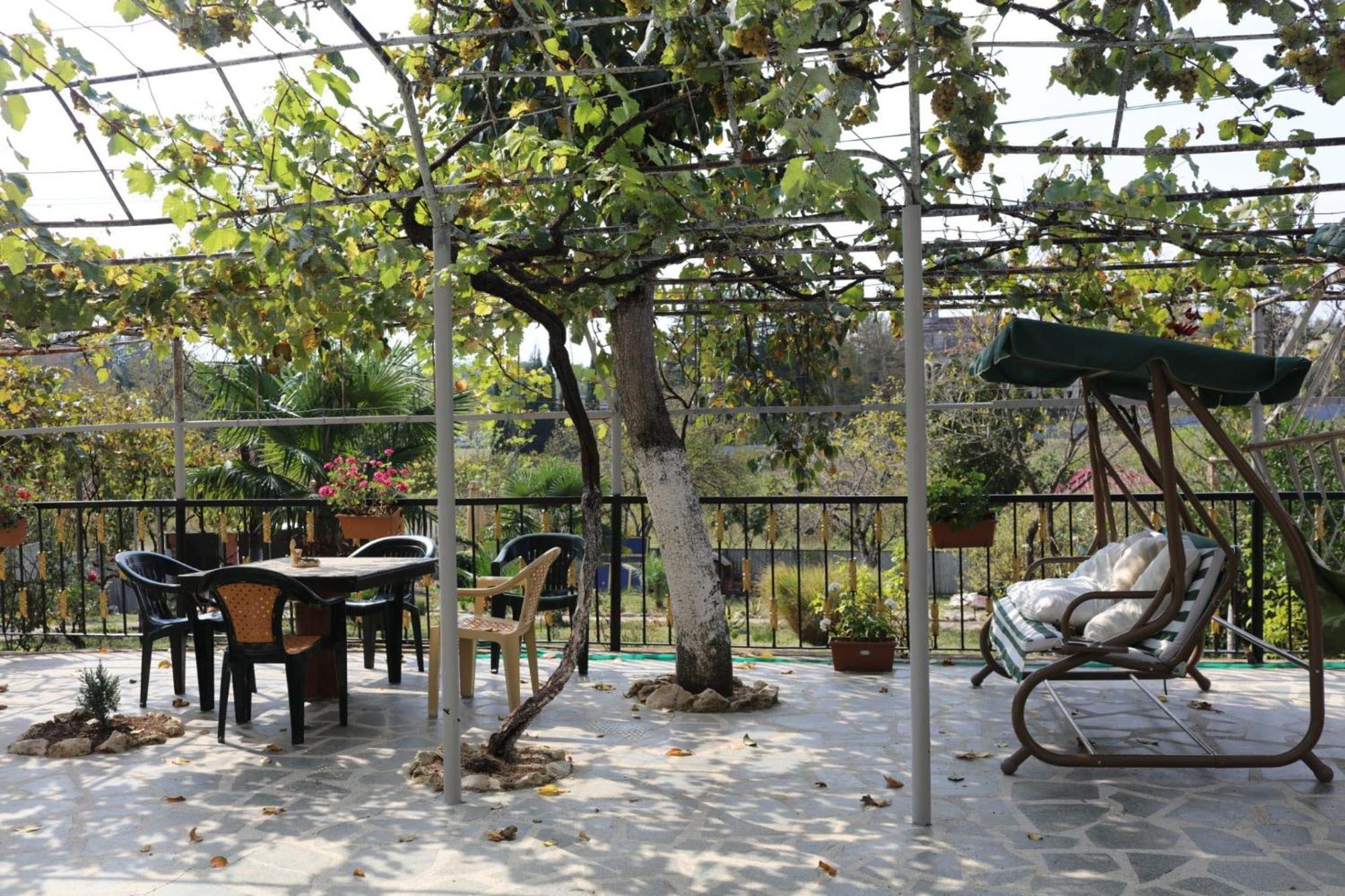Tsivi Tba Hotel Ckaltubo Kültér fotó