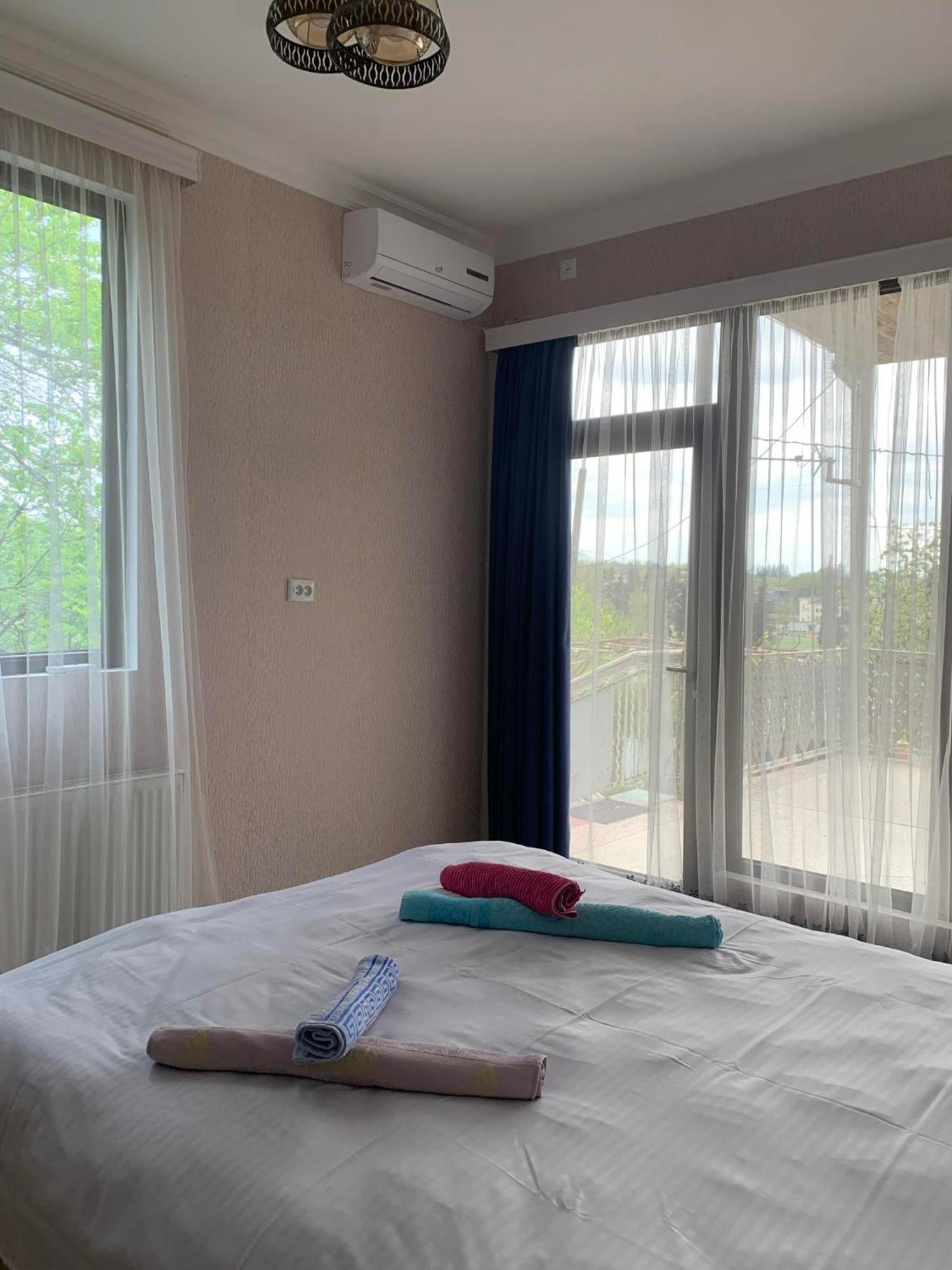 Tsivi Tba Hotel Ckaltubo Kültér fotó