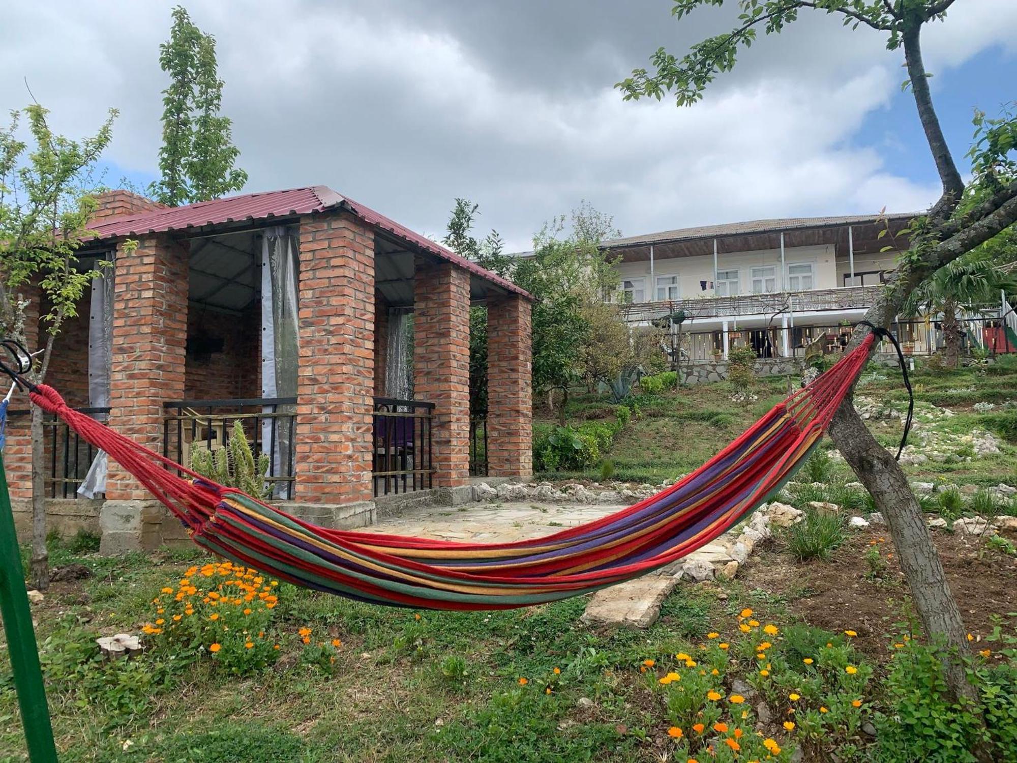 Tsivi Tba Hotel Ckaltubo Kültér fotó