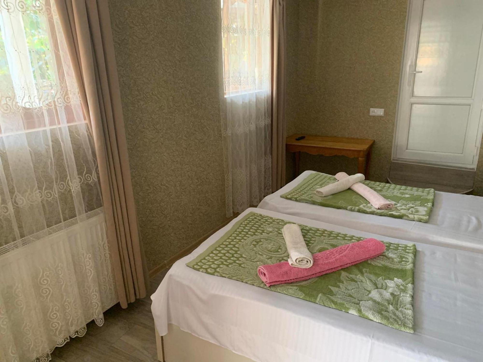 Tsivi Tba Hotel Ckaltubo Kültér fotó
